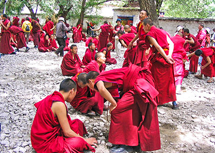 Tibetan lamas Tibetan lamas