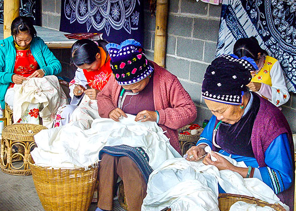 Yunnan minority people