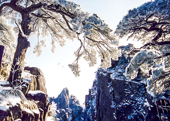 Mt. Huangshan in Winter Mt. Huangshan in Winter