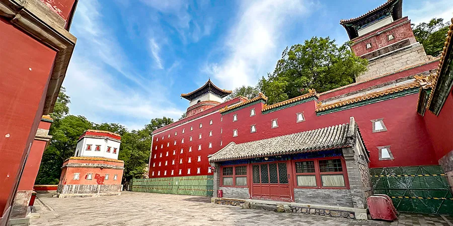 Tibetan Pagoda in the Rear Longevity Hill
